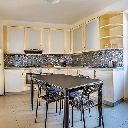 Elegant 2 Bedrooms Apartments Near Duomo Mailand Exterior foto