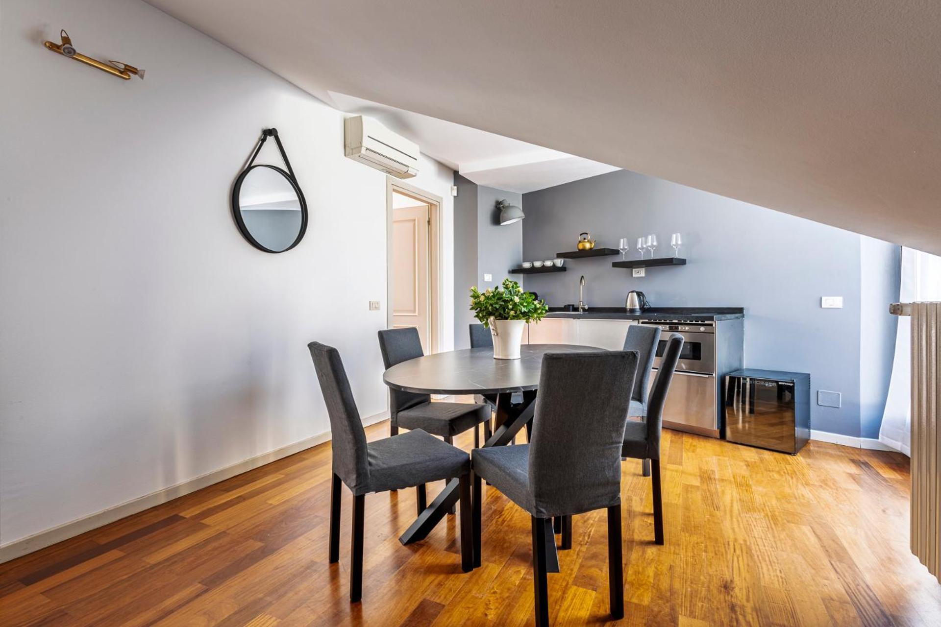 Elegant 2 Bedrooms Apartments Near Duomo Mailand Exterior foto
